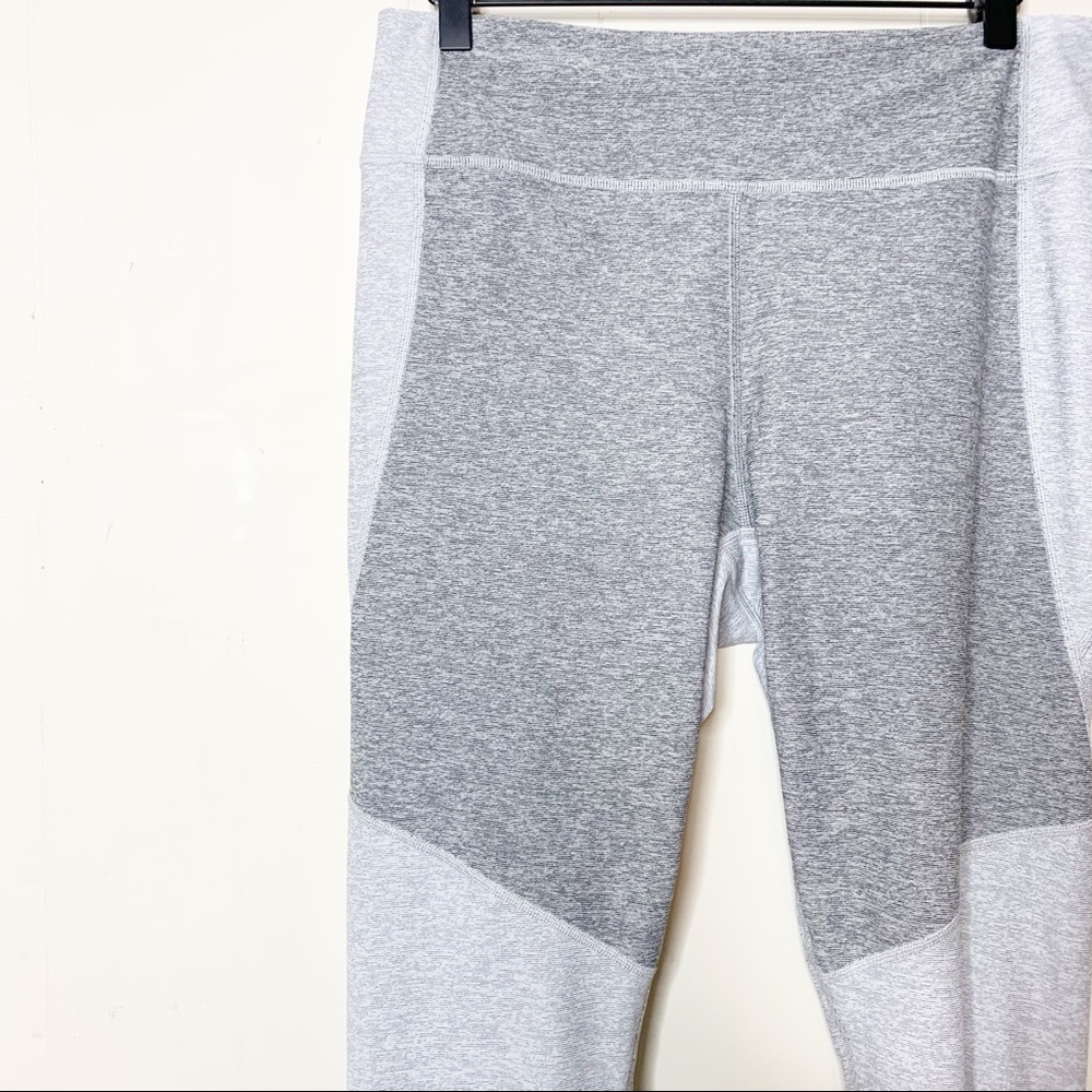 Outdoor Voices Warmup grey color block legging XL - Picture 5 of 8